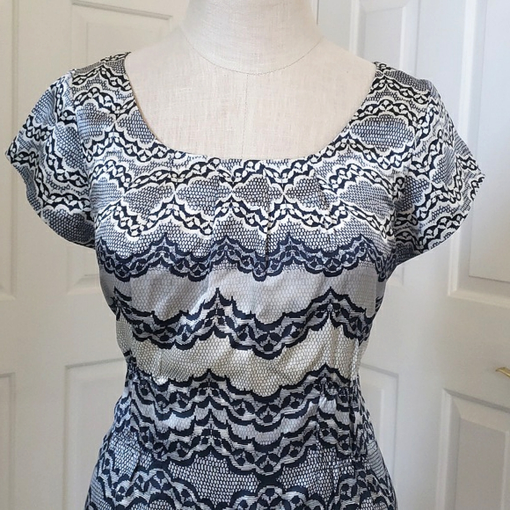 CAbi 100% Silk Blouse – Chantilly Lace Print Illusion | Black & White | MEDIUM - Picture 7 of 16